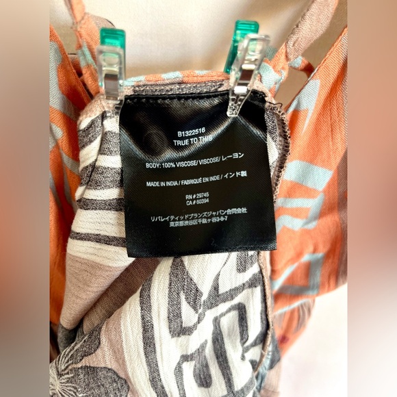 Volcom WOMEN'S FUNTASTICAL DRESS - Picture 11 of 11